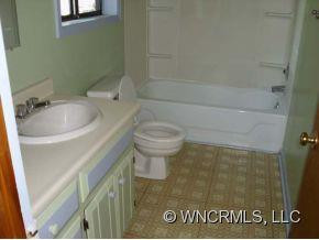321 Hatley Street - Photo 7