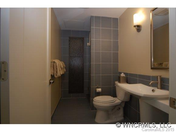 151 Haywood Street #1001 - Photo 16