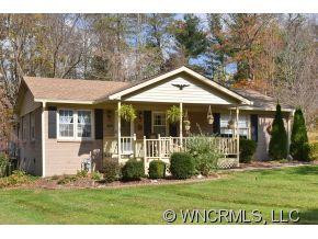 105 BRAEMAR DRIVE - Photo 2