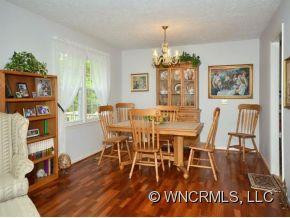 105 BRAEMAR DRIVE - Photo 4