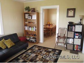 422 Jack Street - Photo 2