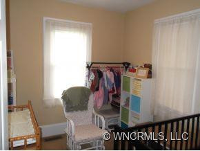 422 Jack Street - Photo 8