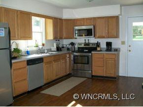 18 VALLEY VIEW - Photo 4
