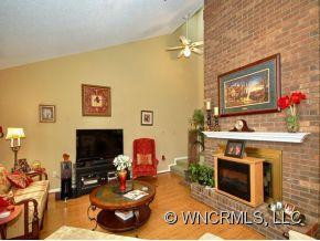 106 Woodfield Drive - Photo 5
