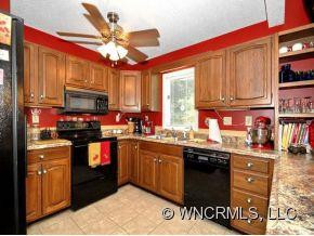 106 Woodfield Drive - Photo 9