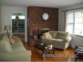 132 DOGWOOD DRIVE - Photo 2