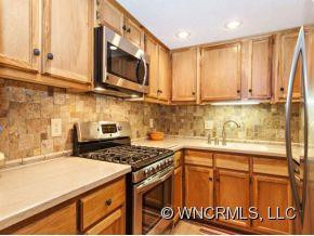 57 EPSOM STREET - Photo 6