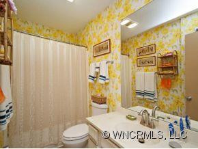 57 EPSOM STREET - Photo 9