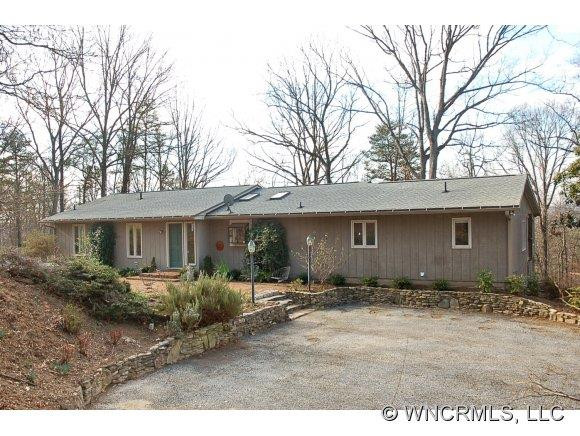 2825 River Road
