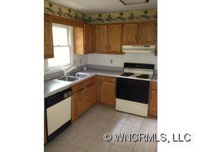 35 Ashwood Drive - Photo 4