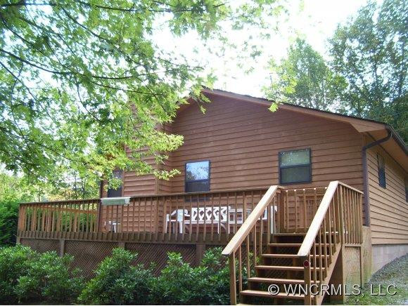 75 Dahlia Lane