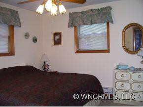 75 Dahlia Lane - Photo 17