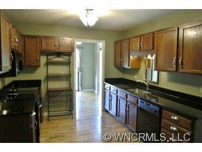 8 Briarwood Ln - Photo 5