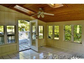 8 Briarwood Ln - Photo 6