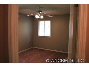 8 Briarwood Ln - Photo 7