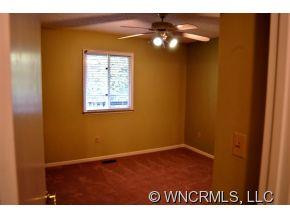 8 Briarwood Ln - Photo 8