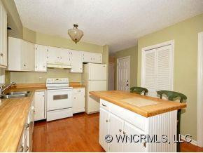 11 TRACY LANE - Photo 4