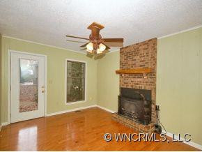 11 TRACY LANE - Photo 5
