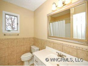 11 TRACY LANE - Photo 8
