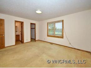 762 CROOKED CREEK ROAD - Photo 6
