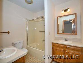 762 CROOKED CREEK ROAD - Photo 7