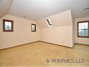 762 CROOKED CREEK ROAD - Photo 8