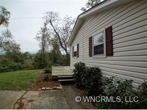 475 Riverview Drive - Photo 18