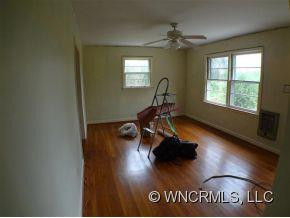 475 Riverview Drive - Photo 5