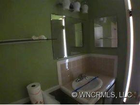 475 Riverview Drive - Photo 9