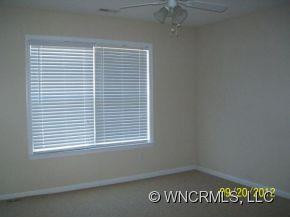 212 WILDBRIAR ROAD - Photo 11