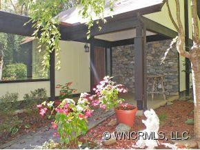 15 Iroquois Drive - Photo 2