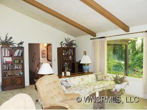 15 Iroquois Drive - Photo 5