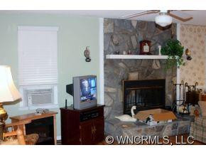 121 CHESTNUT COVE RD. - Photo 14