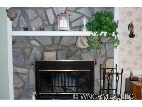121 CHESTNUT COVE RD. - Photo 16