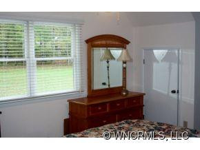 121 CHESTNUT COVE RD. - Photo 19