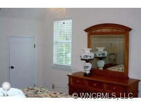 121 CHESTNUT COVE RD. - Photo 20