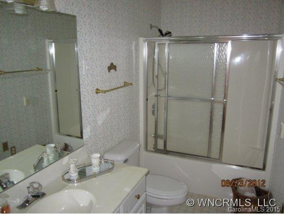 211 Forrestwood Court - Photo 11