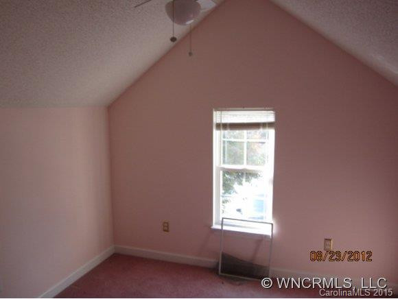 211 Forrestwood Court - Photo 12