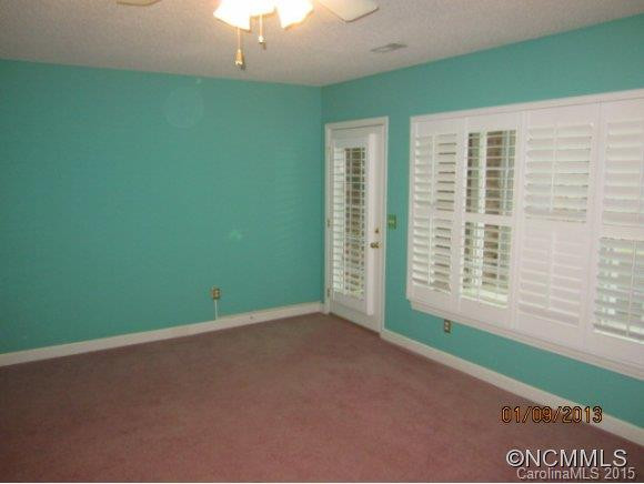 211 Forrestwood Court - Photo 14