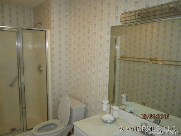211 Forrestwood Court - Photo 8