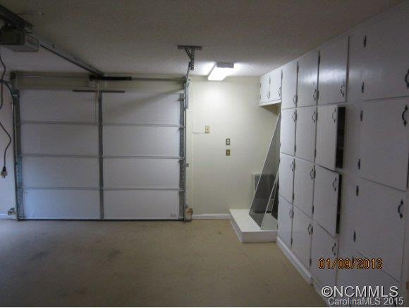211 Forrestwood Court - Photo 9