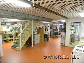 495 SHELTON STREET - Photo 11