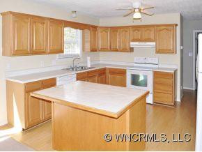 270 Ferguson Drive - Photo 7