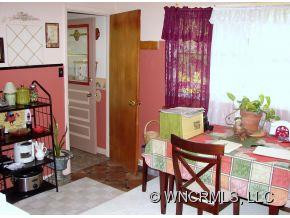 374 Davis Creek Rd - Photo 10