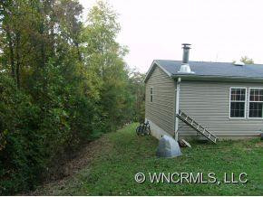 442 Allens Drive - Photo 4