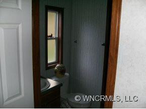 442 Allens Drive - Photo 8