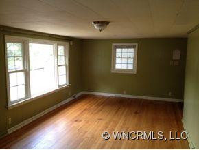 47 Astro Drive - Photo 4