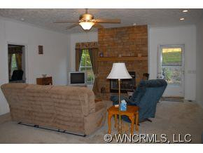 164 Sams Trail - Photo 4