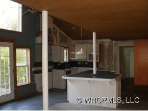 3989 Laurel Park Highway - Photo 6
