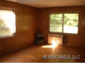3989 Laurel Park Highway - Photo 7